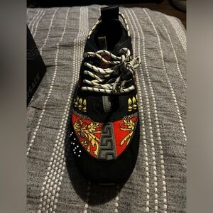 Men’s Versace chain reaction